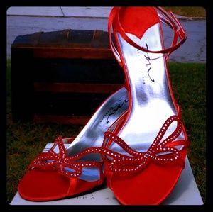 Gorgeous Strappy Heels by Martinez Valero